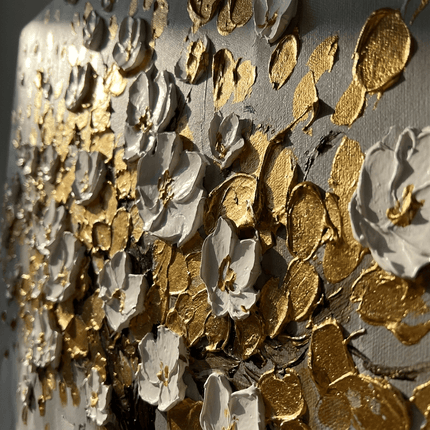 Goldener Blütenbaum – Wandgemälde